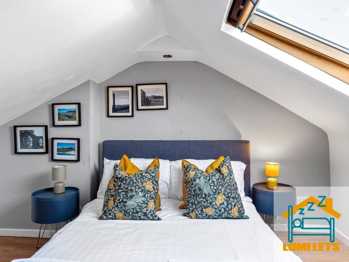 2Br Home In Barrow-In-Furness Sleeps 8 Close To Bae Systems, Hospital, Lakes Exterior photo